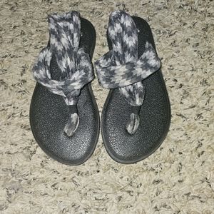 Girls sandals